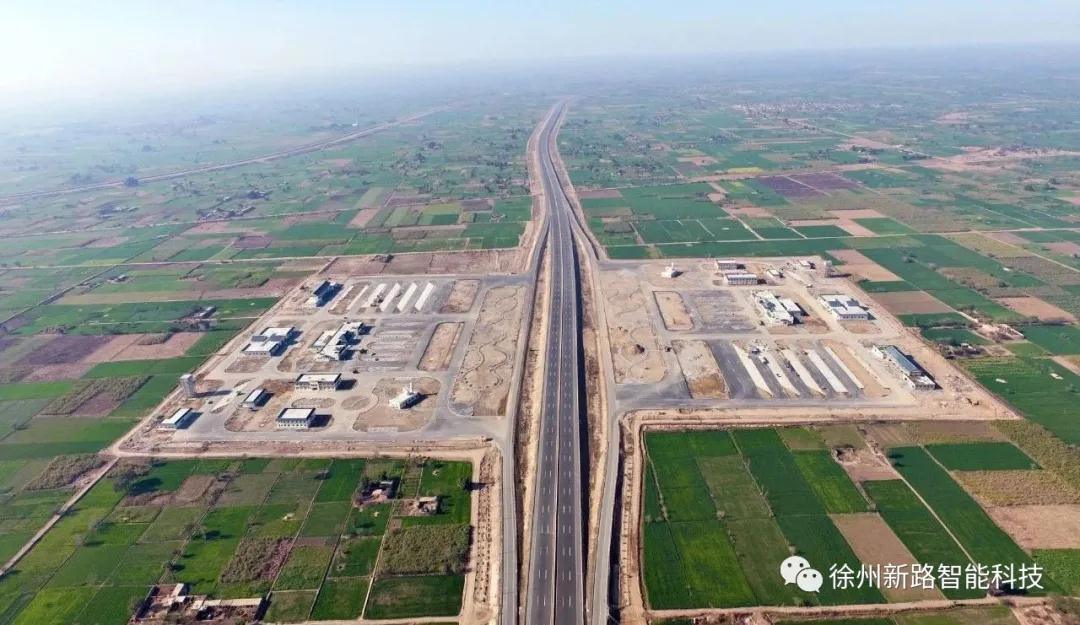 新路科技滑模機攻堅克難創(chuàng)佳績，中鐵二十局海外工程再獲好評！